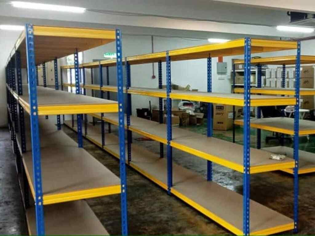 EMTS is very good for 4 levels boltless rack in Malaysia.